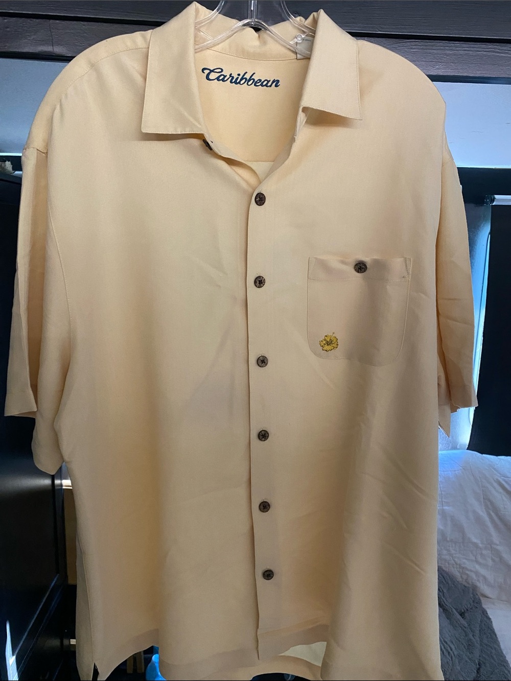 Caribbean Men's Short-Sleeve Camp Shirt in Pale Yellow